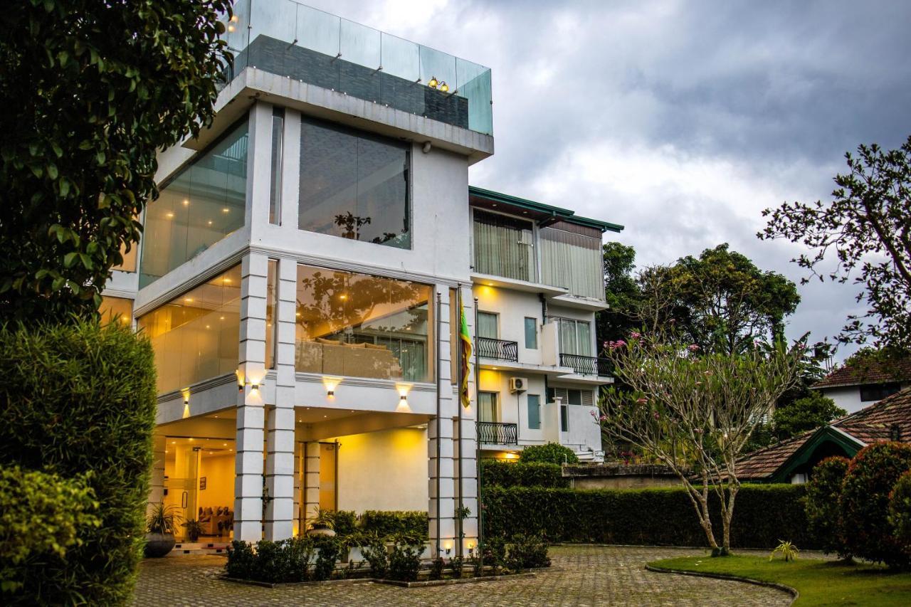 Hotel Ganthera Kandy Exterior photo