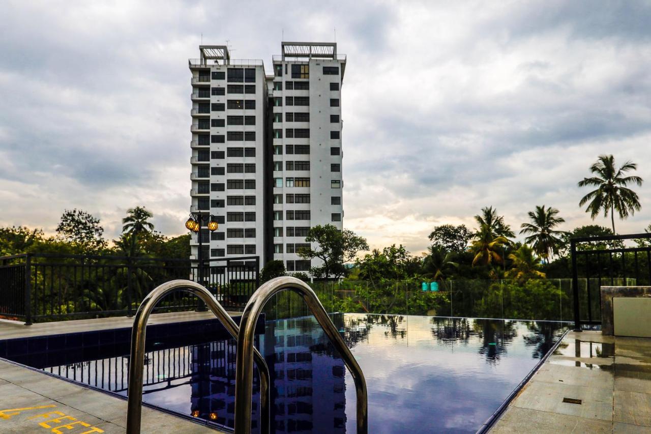Hotel Ganthera Kandy Exterior photo